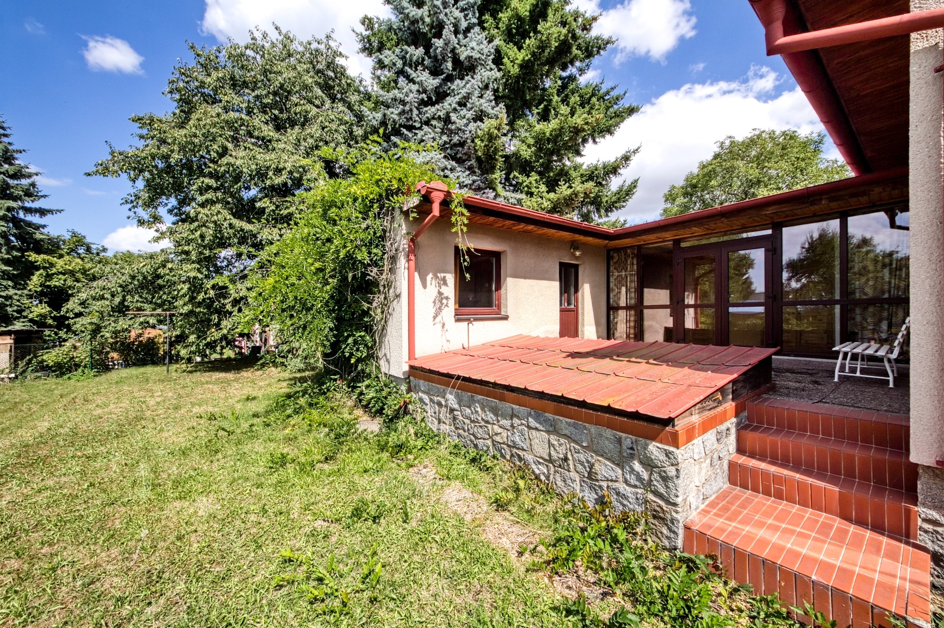 PRODEJ RODINNÉHO DOMU S VELKÝM POTENCIÁLEM K VÝSTAVBĚ – foto 8