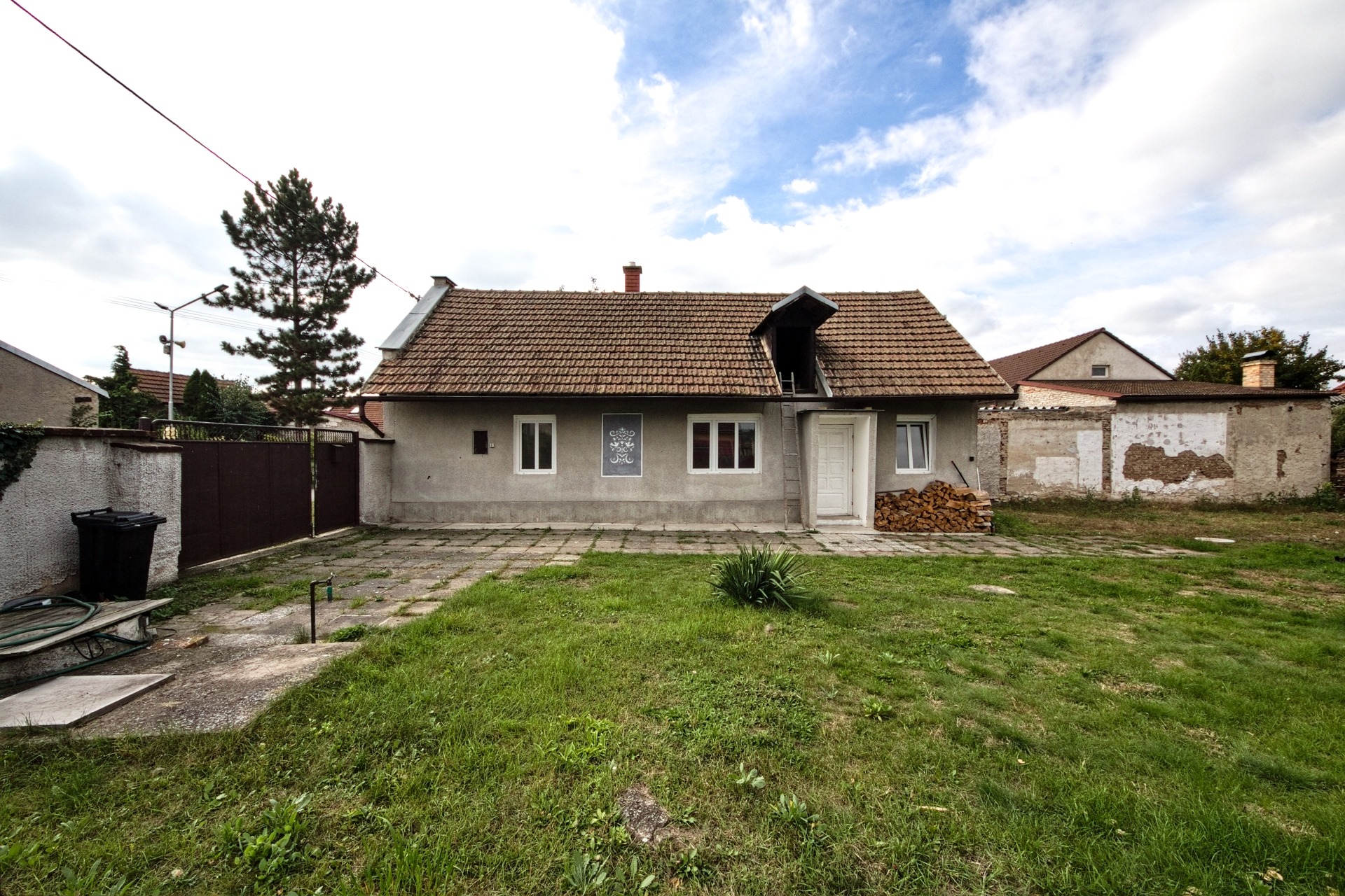 PRODEJ RODINNÉHO DOMU V TUHANI – foto 12