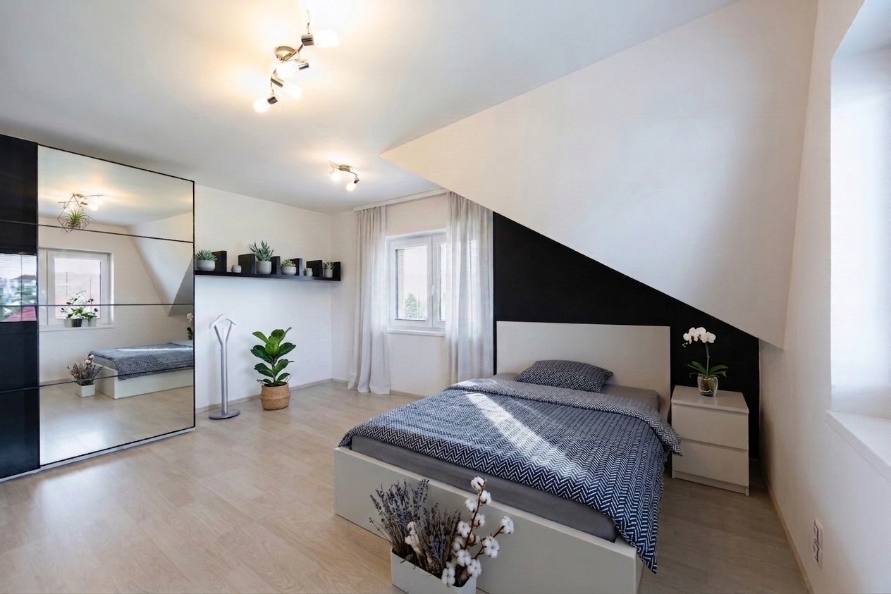 PRODEJ BYTU 4+KK 97 m² – foto 2
