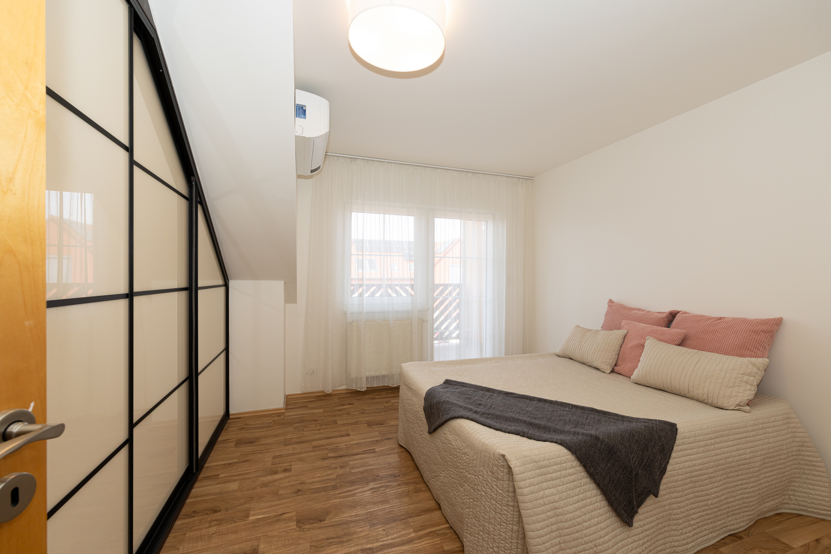 PRODEJ RODINNÉHO DOMU DOLNÍ BŘEŽANY 4+KK – foto 4