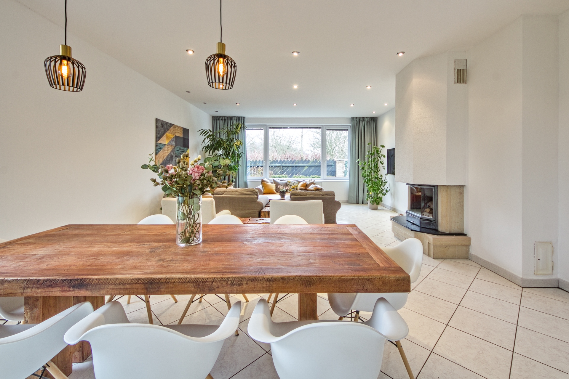 PRONÁJEM RODINNÉ REZIDENCE (380m²) SE VZROSTLOU ZAHRADOU – DOLNÍ BŘEŽANY – foto 3