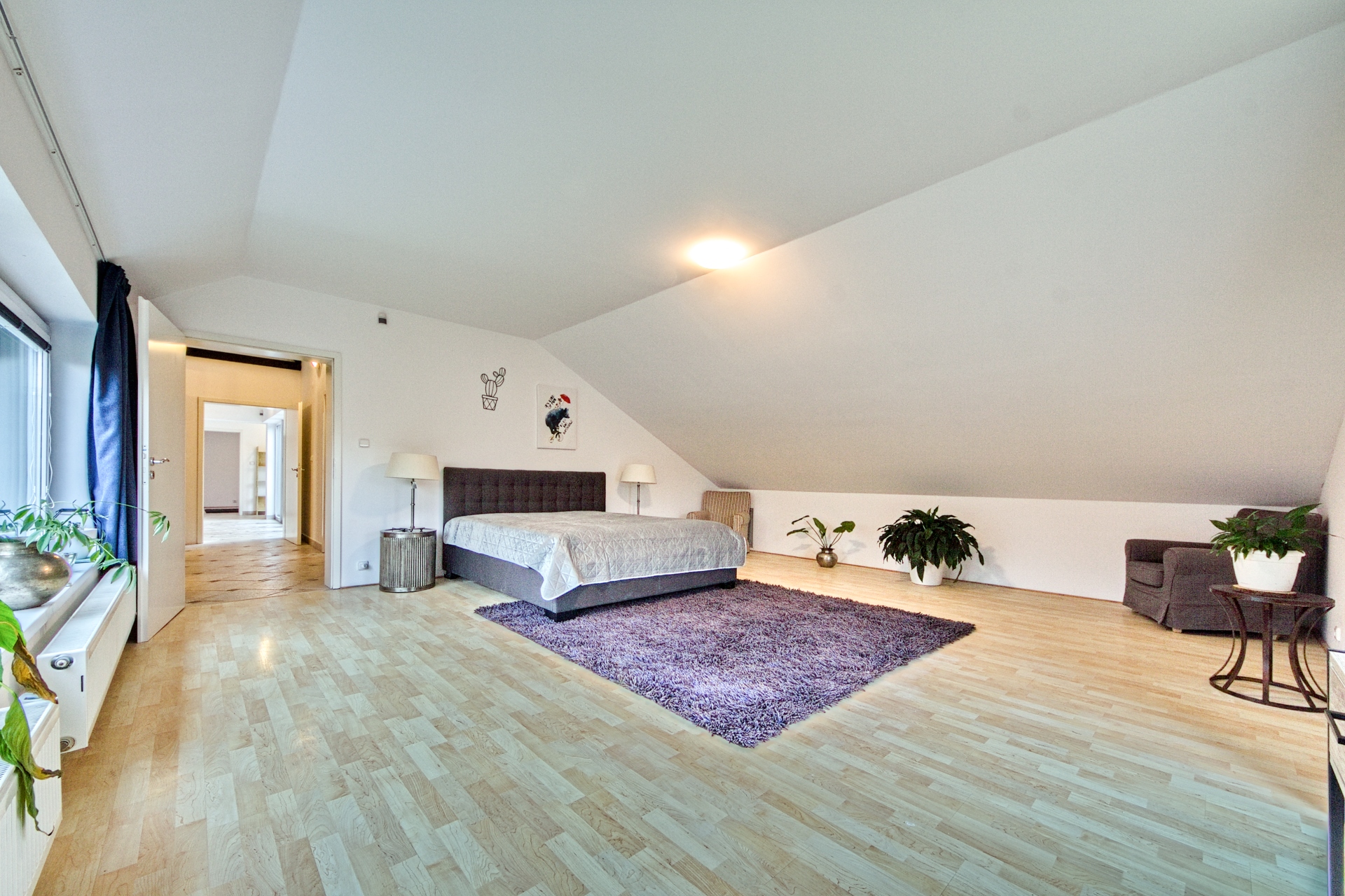 PRONÁJEM RODINNÉ REZIDENCE (380m²) SE VZROSTLOU ZAHRADOU – DOLNÍ BŘEŽANY – foto 31